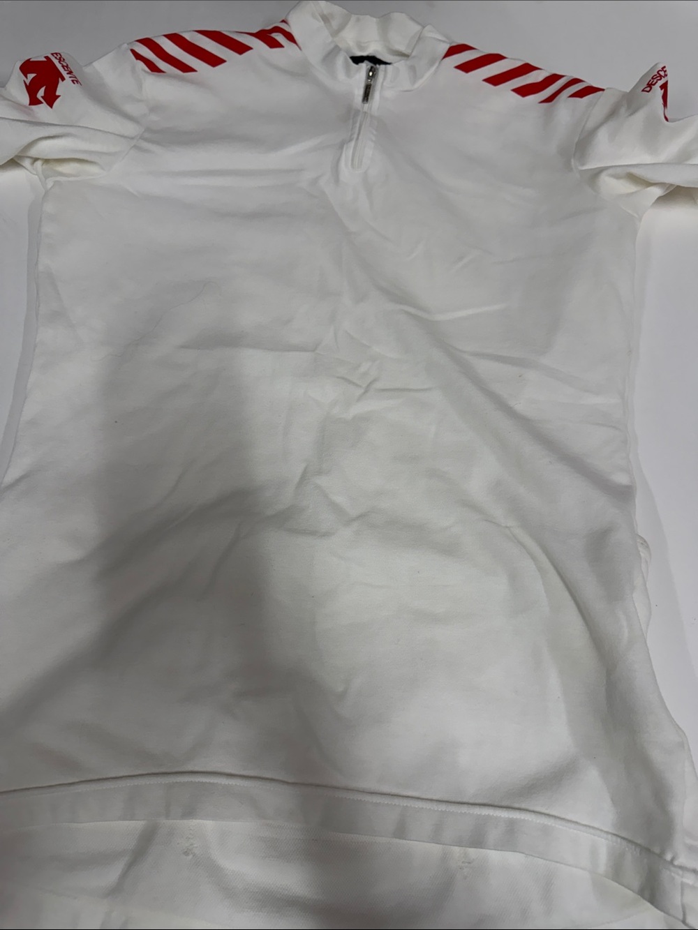 VTG Descente White Quarter-Zip Top with Red Shoulder Stripes